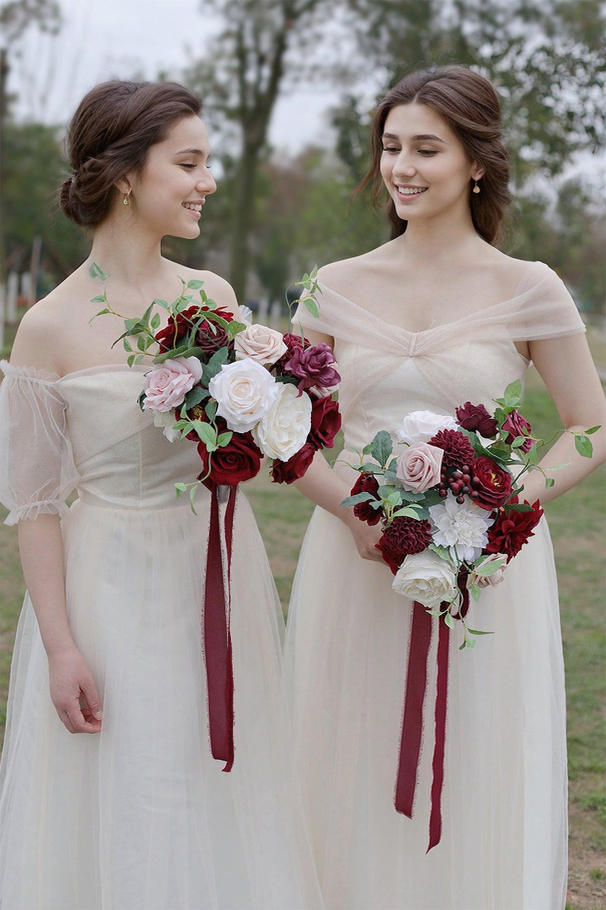 Bridesmaid Bouquets in Romantic Marsala