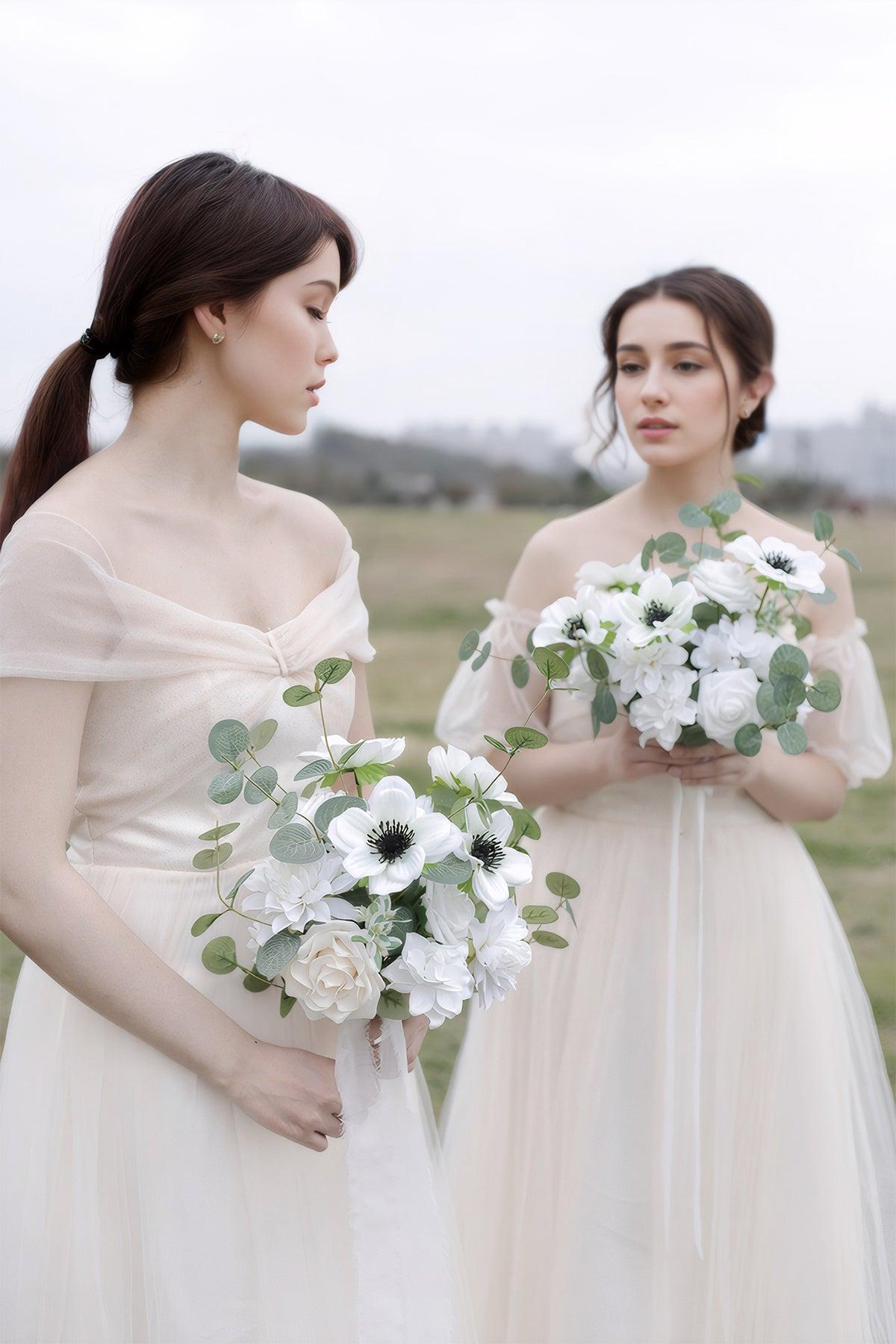 Bridesmaid Bouquets in White & Beige