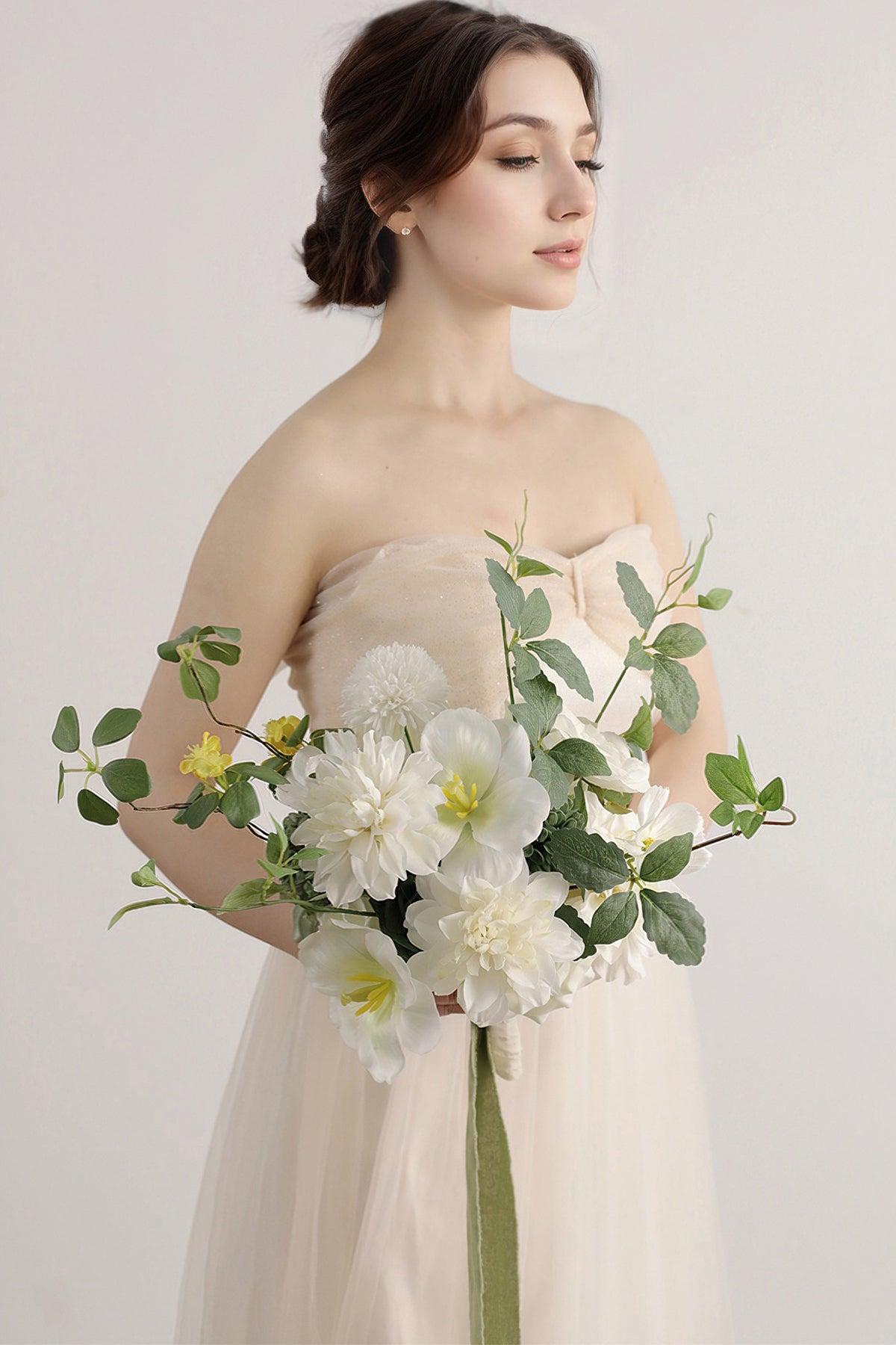 Bridesmaid Bouquets in White & Greens