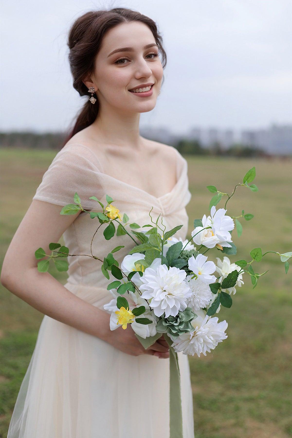 Bridesmaid Bouquets in White & Greens