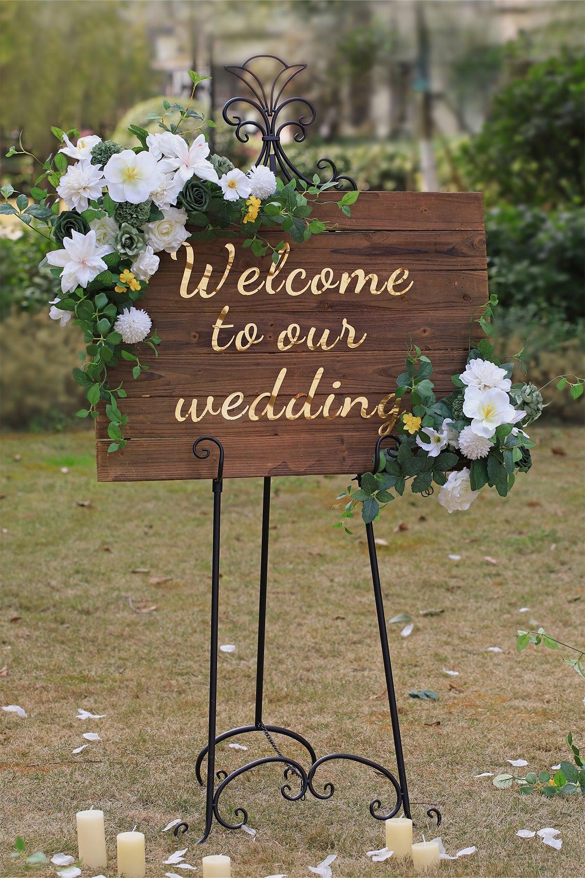 Flower Sign Decor in White & Green